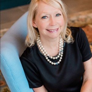 Meet your Posher, Angie